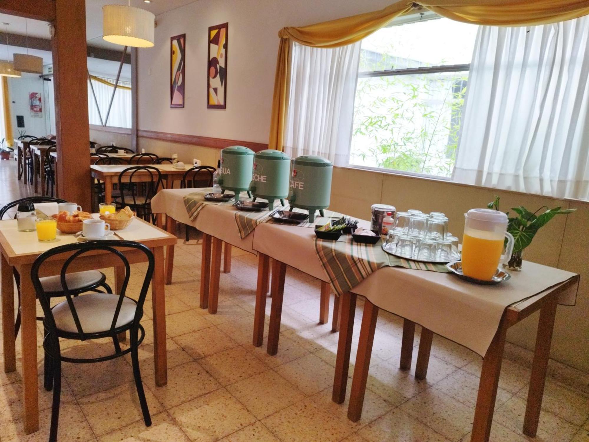 מר דל פלאטה Hotel Corales מראה חיצוני תמונה